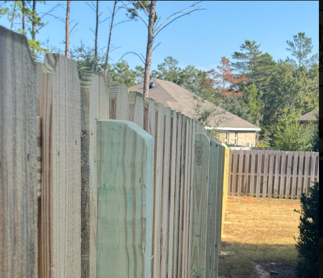 6ft shadow box fence